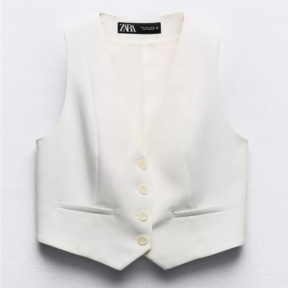 Zara White Buttoned Vest